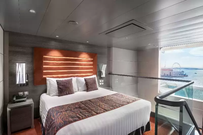 Yacht Club Duplex Suite con Jacuzzi